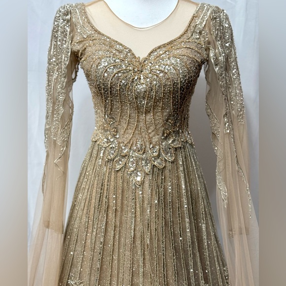 Gold Evening Gown - Picture 6 of 12